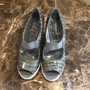 BCB Girls Grey Square Print Heels